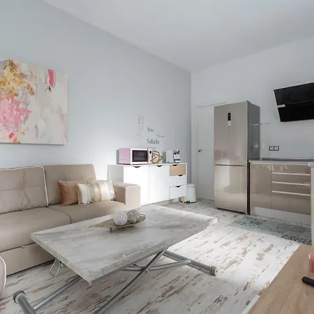 Apartament Mi Bohemia Caleta *